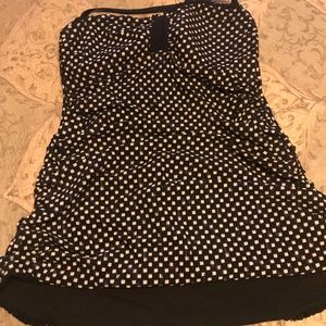 Black and white swim top